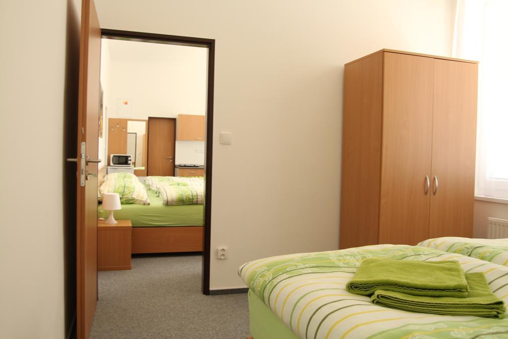 Penzion Bobule Stare Mesto  Zimmer foto