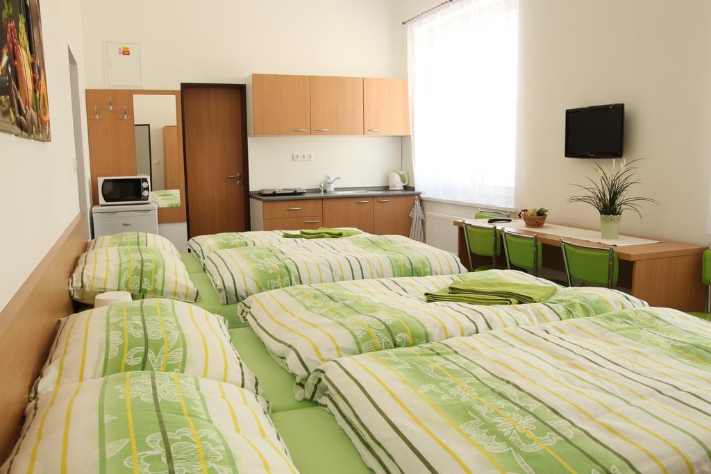 Penzion Bobule Stare Mesto  Zimmer foto