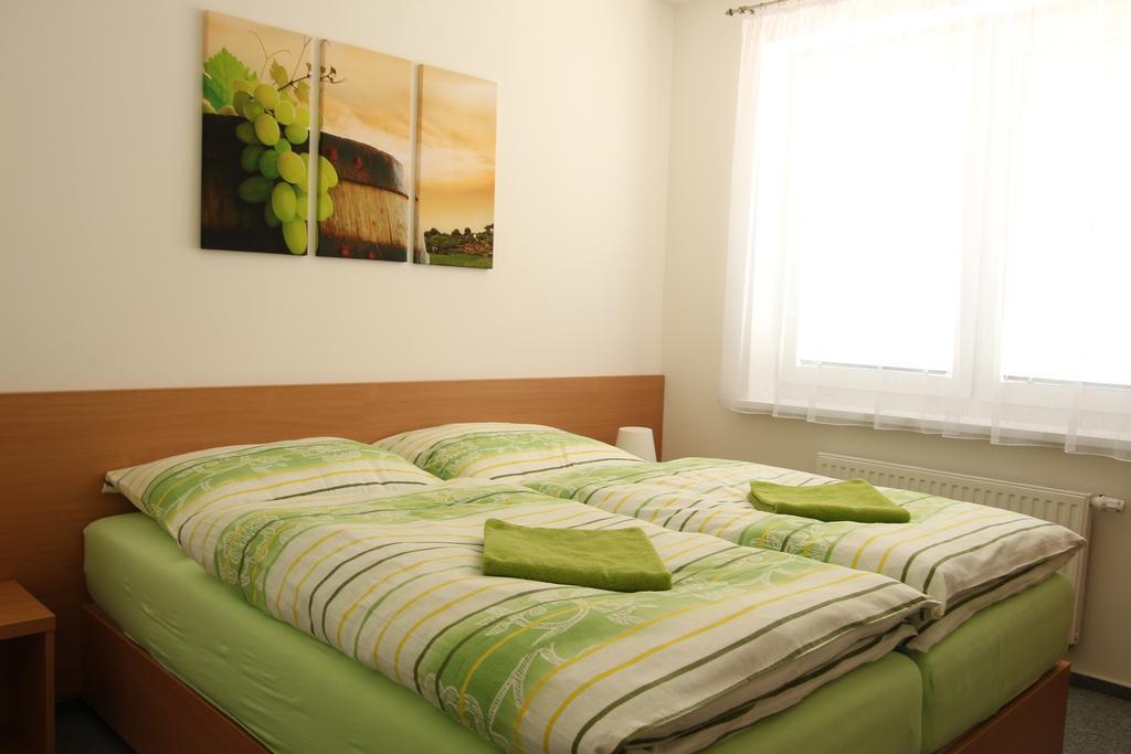 Penzion Bobule Stare Mesto  Zimmer foto