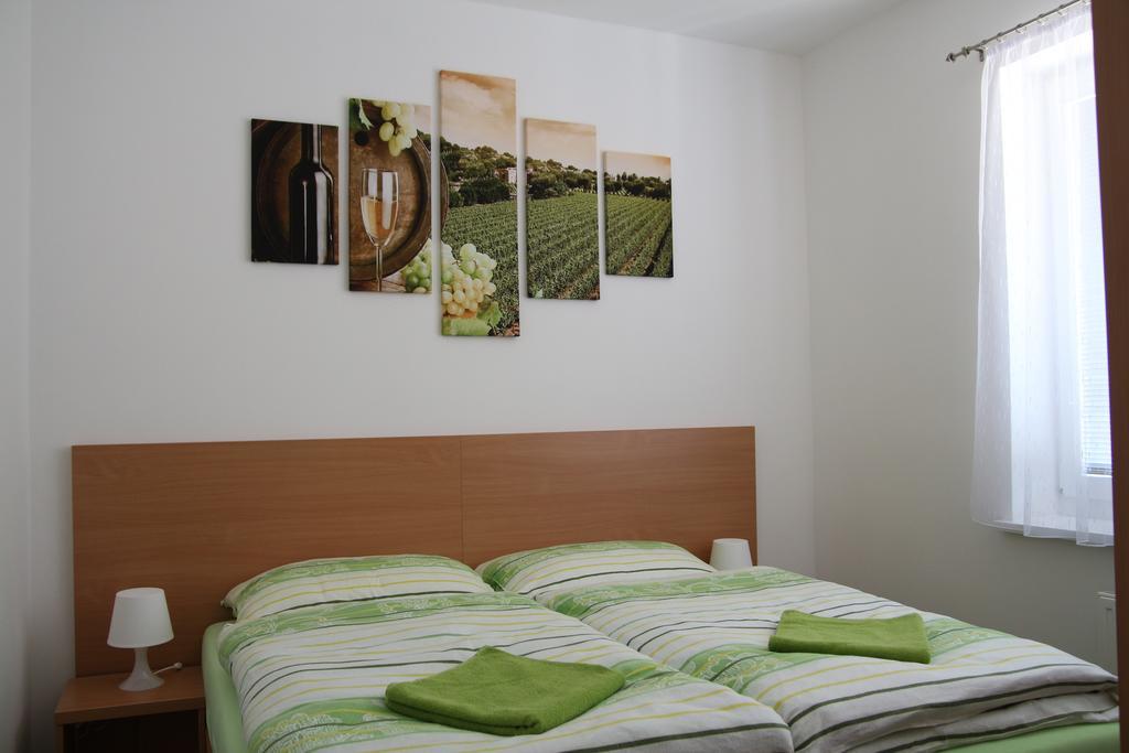 Penzion Bobule Stare Mesto  Zimmer foto