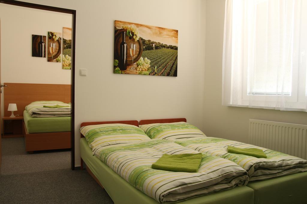 Penzion Bobule Stare Mesto  Zimmer foto