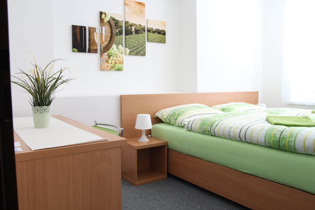 Penzion Bobule Stare Mesto  Zimmer foto