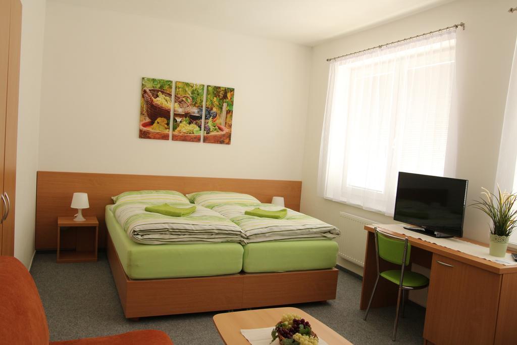 Penzion Bobule Stare Mesto  Zimmer foto