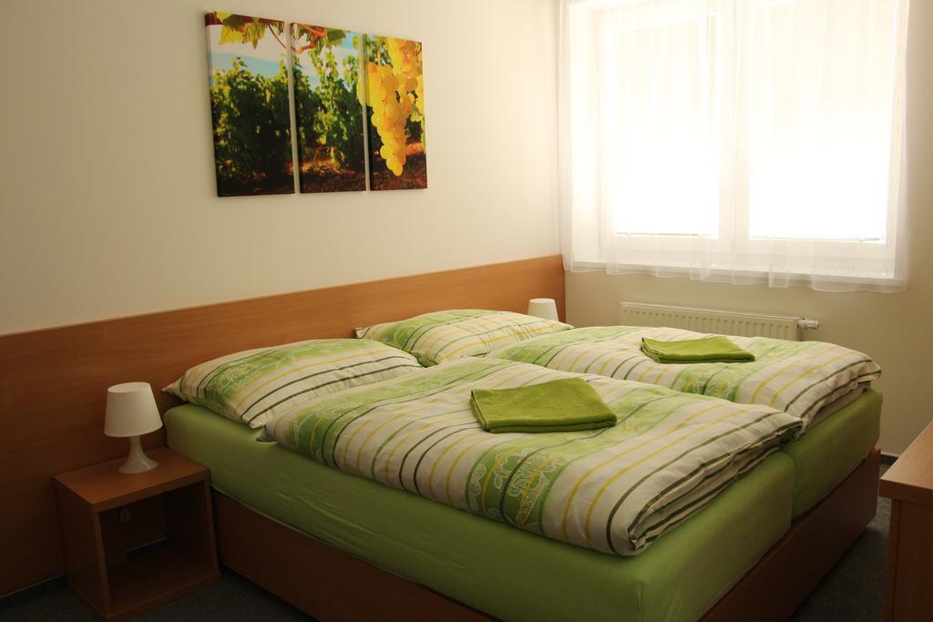 Penzion Bobule Stare Mesto  Zimmer foto