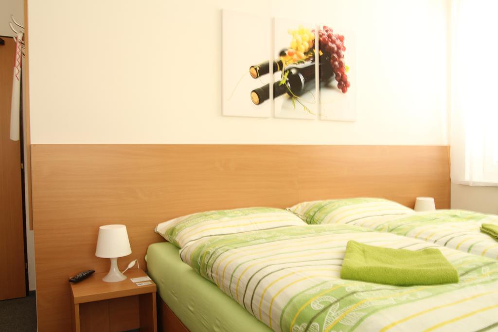 Penzion Bobule Stare Mesto  Zimmer foto