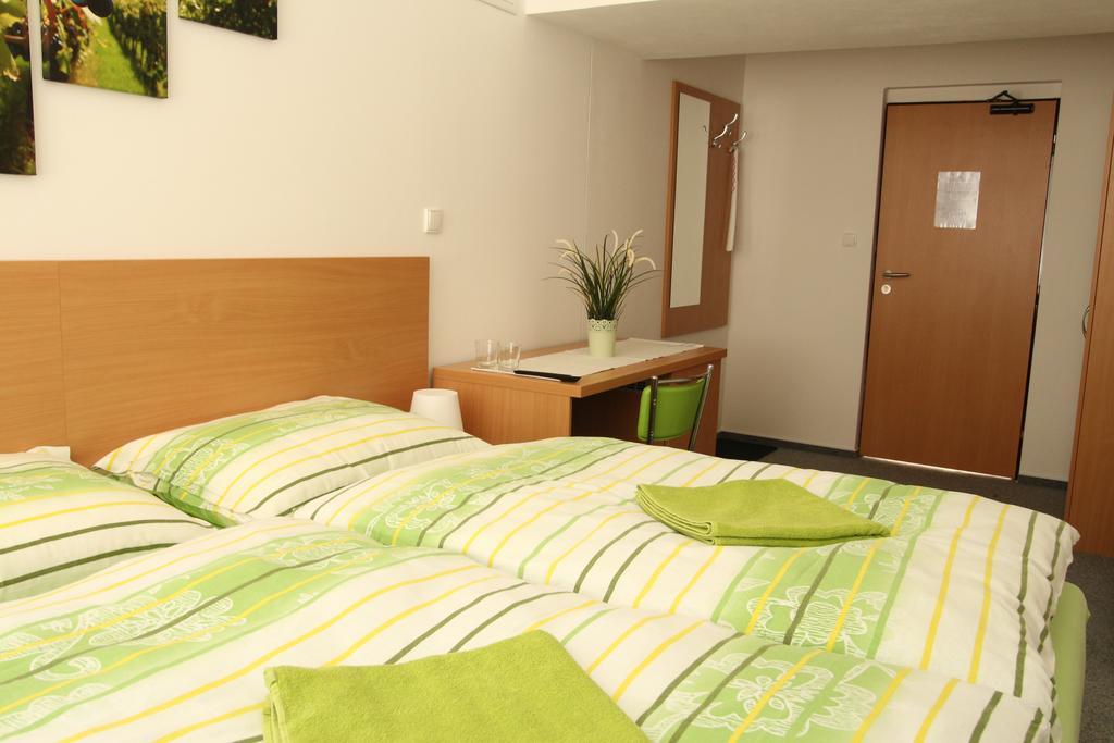 Penzion Bobule Stare Mesto  Zimmer foto