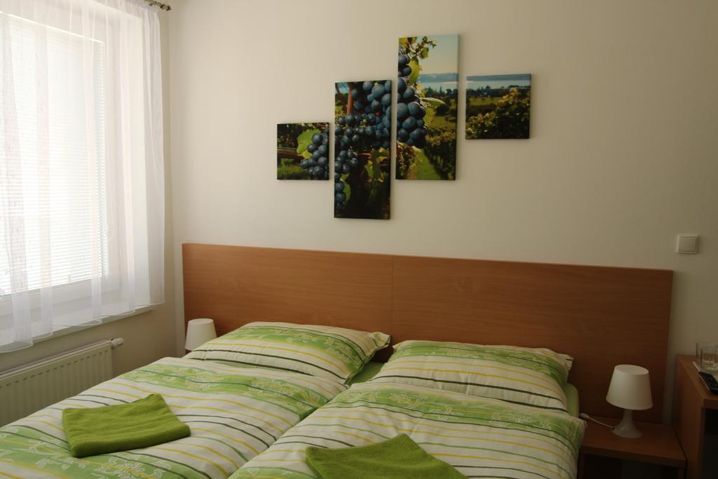 Penzion Bobule Stare Mesto  Zimmer foto