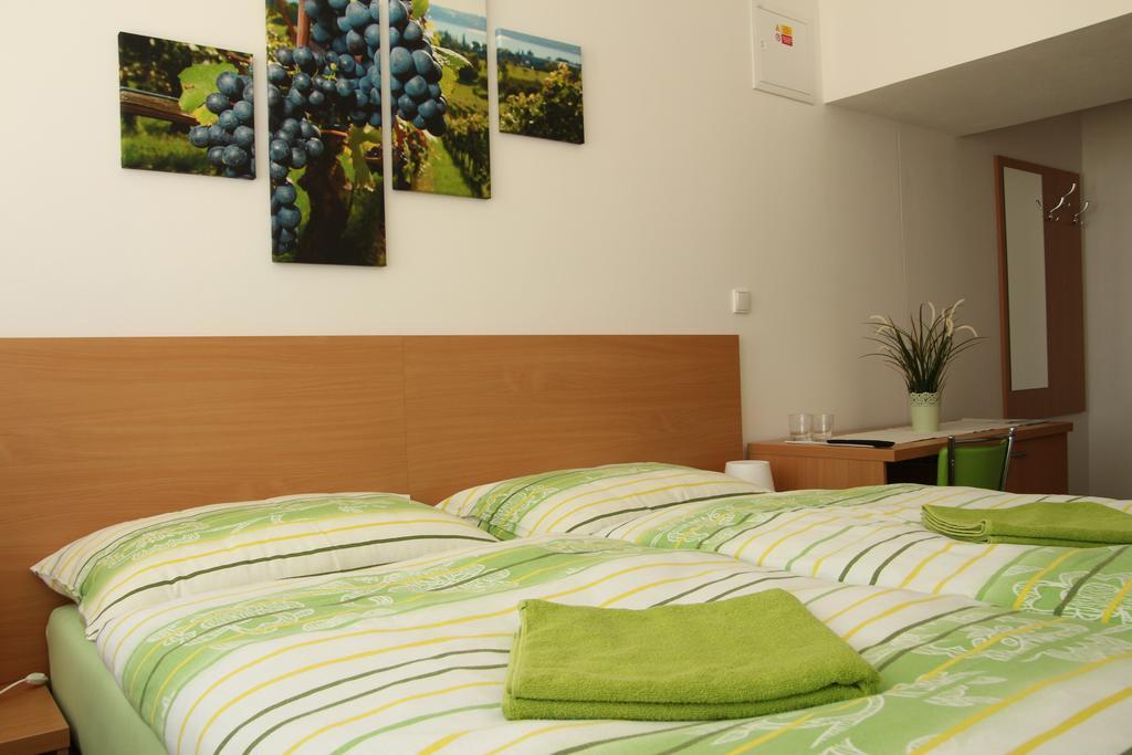 Penzion Bobule Stare Mesto  Zimmer foto
